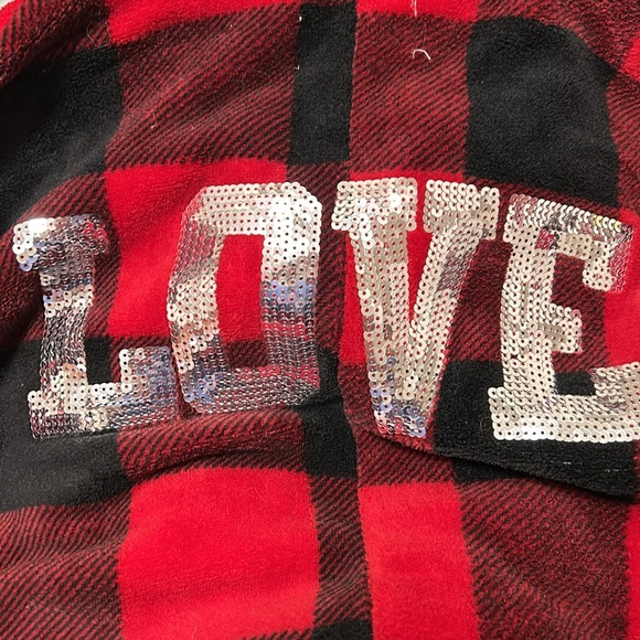 NWT - weekend edition plaid red/black onesie - Picture 4 of 6